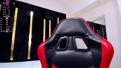 Snapshot of orianamarquez chatting on 04/24/26, 12:24 Orianna online show from 04/24/26, 12:24