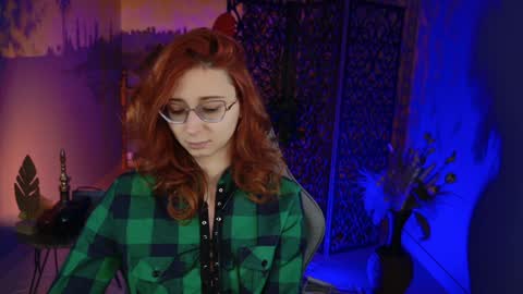 Orianna -  Hi Im into geek culture cosplay crafting LARP games. Shall we play DnD online show from 12/06/24, 09:21