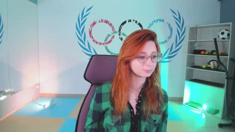 Orianna -  Hi Im into geek culture cosplay crafting LARP games. Shall we play DnD online show from 12/12/24, 12:33