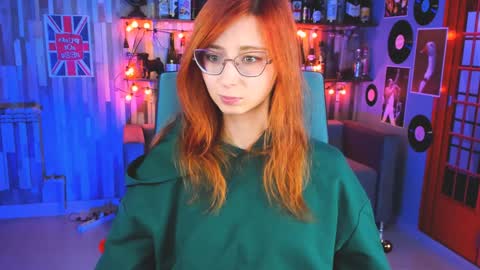 Orianna -  Hi Im into geek culture cosplay crafting LARP games. Shall we play DnD online show from 12/22/24, 12:16