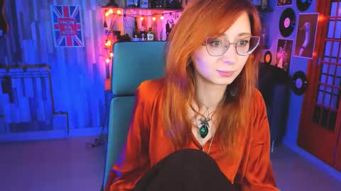 Orianna -  Hi Im into geek culture cosplay crafting LARP games. Shall we play DnD online show from 12/22/24, 03:22
