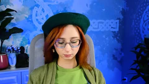 Orianna -  Hi Im into geek culture cosplay crafting LARP games. Shall we play DnD online show from 12/30/24, 07:11