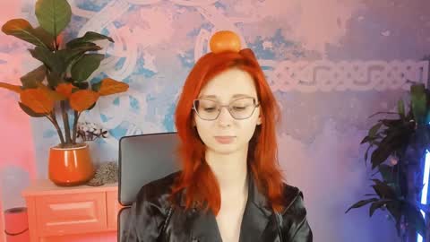 Orianna -  Hi Im into geek culture cosplay crafting LARP games. Shall we play DnD online show from 01/22/25, 04:02