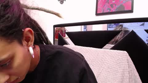 ORIANNA online show from 01/03/25, 04:22