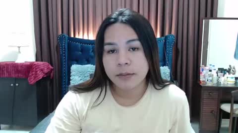 Snapshot of orientalcharmts chatting on 02/23/25, 07:33 ALENA online show from 02/23/25, 07:33