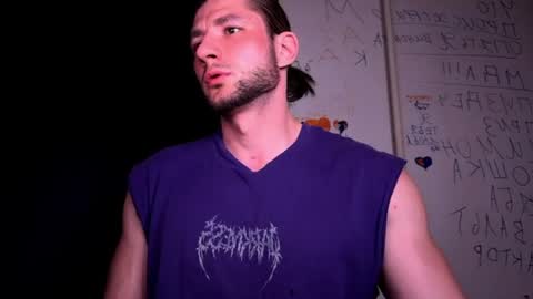 Snapshot of origamicat chatting on 06/19/26, 05:17 origamicat online show from 06/19/26, 05:17