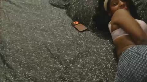 Snapshot of originalcali95 chatting on 04/14/26, 05:02 originalcali95 online show from 04/14/26, 05:02