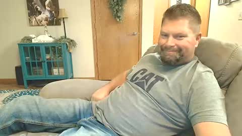 Snapshot of originalhempfarmer chatting on 12/11/24, 04:28 Originalhempfarmer online show from 12/11/24, 04:28