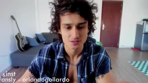 Snapshot of orlando__bloom chatting on 01/07/25, 09:29 Fansly and Instagram -  online show from 01/07/25, 09:29