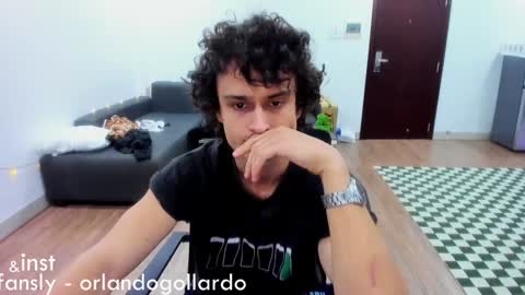 Snapshot of orlando__bloom chatting on 01/13/25, 10:58 Fansly and Instagram -  online show from 01/13/25, 10:58