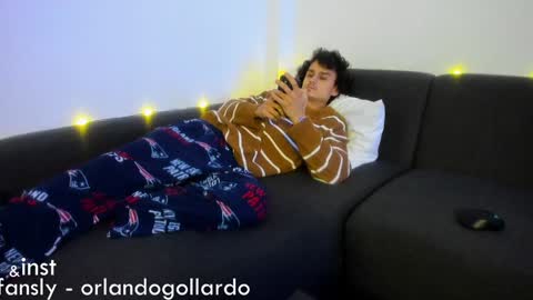 Snapshot of orlando__bloom chatting on 01/13/25, 02:00 Fansly and Instagram -  online show from 01/13/25, 02:00