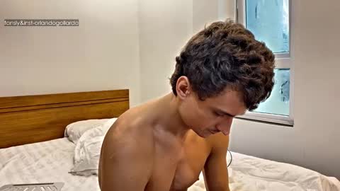 Snapshot of orlando__bloom chatting on 10/16/25, 07:31 Fansly and Instagram -  online show from 10/16/25, 07:31