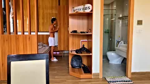 Snapshot of orlando__bloom chatting on 03/21/26, 05:23 Fansly and Instagram - online show from 03/21/26, 05:23