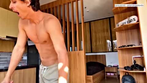 Snapshot of orlando__bloom chatting on 03/23/26, 07:45 Fansly and Instagram - online show from 03/23/26, 07:45