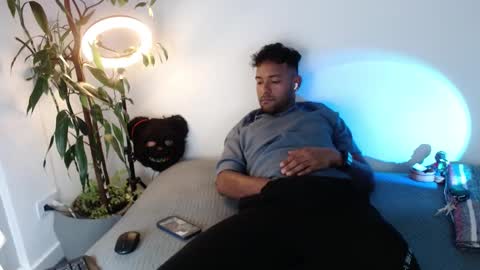 Snapshot of orlando_horny chatting on 10/11/25, 02:44 orlando_horny online show from 10/11/25, 02:44