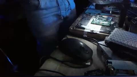 Snapshot of orlox666 chatting on 12/14/25, 10:53 orlox666 online show from 12/14/25, 10:53