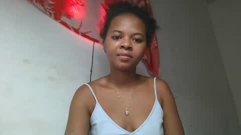 ornellahhh online show from 10/26/25, 10:32