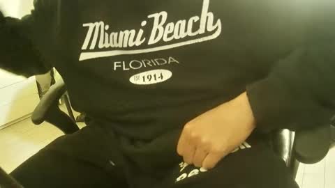 Snapshot of orobrus chatting on 01/09/25, 05:22 Oroborus online show from 01/09/25, 05:22