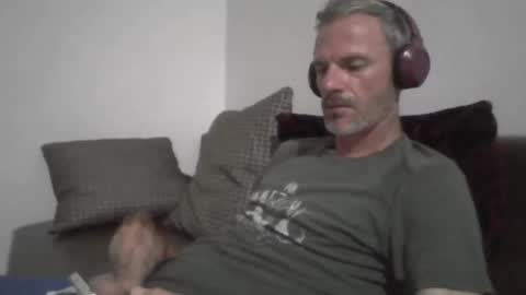 Snapshot of orwel09 chatting on 04/18/26, 06:34 orwel09 online show from 04/18/26, 06:34