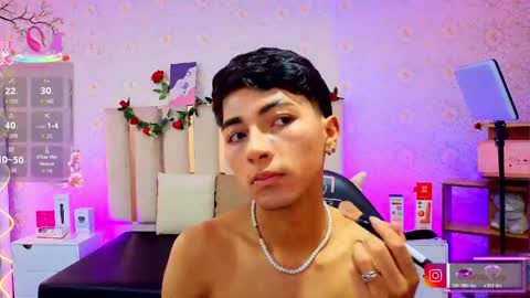 osamu_tay online show from 05/30/26, 10:18