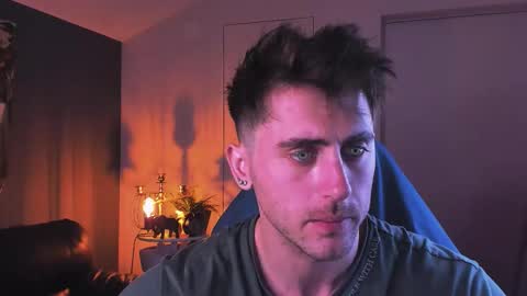 Snapshot of oscar_miller_ chatting on 10/05/25, 09:02 Oscar online show from 10/05/25, 09:02