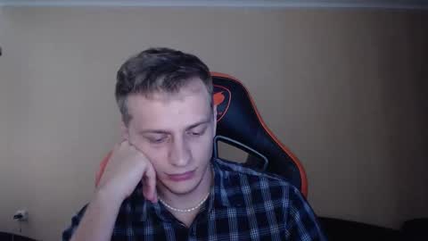 Snapshot of oscar_sssky chatting on 09/10/25, 02:39 Oscar online show from 09/10/25, 02:39