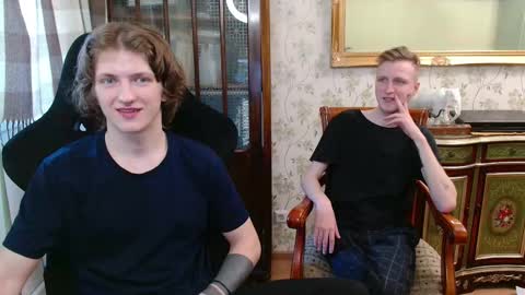 Snapshot of oscar_wildy chatting on 03/15/26, 01:28 Oscar online show from 03/15/26, 01:28