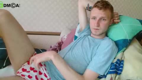 Snapshot of oscar_wildy chatting on 06/14/26, 12:18 Oscar online show from 06/14/26, 12:18
