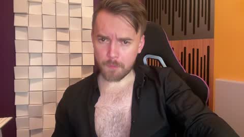 Snapshot of oscarsavage chatting on 01/29/25, 10:53 Oscar Steel Savage online show from 01/29/25, 10:53