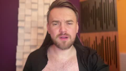 Snapshot of oscarsavage chatting on 01/30/25, 09:47 Oscar Steel Savage online show from 01/30/25, 09:47