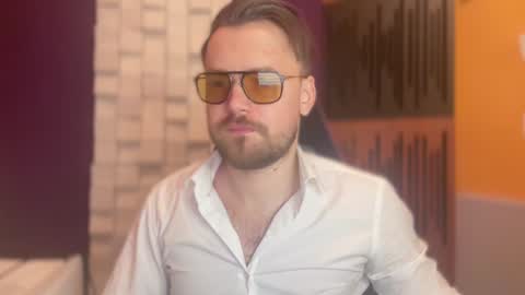 Snapshot of oscarsavage chatting on 01/31/25, 08:22 Oscar Steel Savage online show from 01/31/25, 08:22