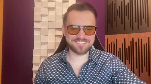 Snapshot of oscarsavage chatting on 02/01/25, 06:19 Oscar Steel Savage online show from 02/01/25, 06:19