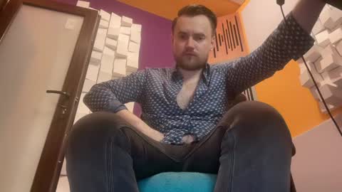 Snapshot of oscarsavage chatting on 02/02/25, 12:30 Oscar Steel Savage online show from 02/02/25, 12:30