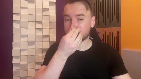 Snapshot of oscarsavage chatting on 02/02/25, 08:46 Oscar Steel Savage online show from 02/02/25, 08:46