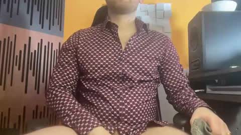 Snapshot of oscarsavage chatting on 02/07/25, 08:20 Oscar Steel Savage online show from 02/07/25, 08:20