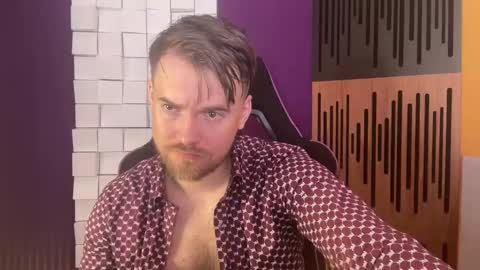 Snapshot of oscarsavage chatting on 02/16/25, 11:48 Oscar Steel Savage online show from 02/16/25, 11:48