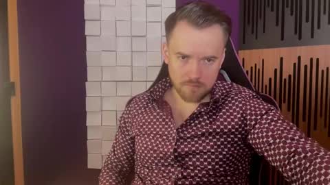 Snapshot of oscarsavage chatting on 02/20/25, 06:35 Oscar Steel Savage online show from 02/20/25, 06:35