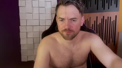 Snapshot of oscarsavage chatting on 02/24/25, 05:11 Oscar Steel Savage online show from 02/24/25, 05:11