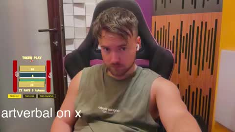 Snapshot of oscarsavage chatting on 10/25/25, 06:13 Oscar Steel Savage online show from 10/25/25, 06:13