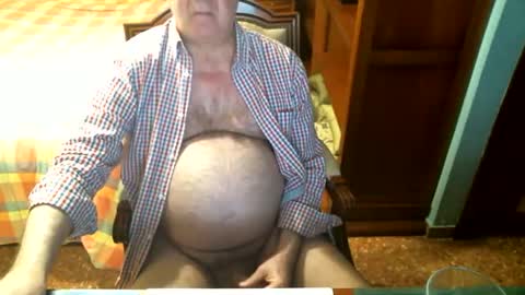 Oscar online show from 04/05/26, 04:04