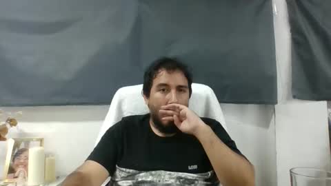 oscaryn_martell online show from 12/15/25, 01:21