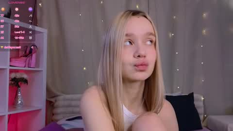 Heidi  online show from 03/09/25, 02:21