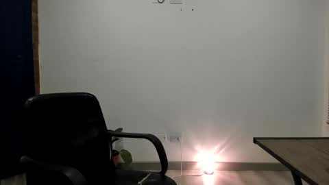 Snapshot of osiris_2546 chatting on 12/10/24, 11:30 Osiris online show from 12/10/24, 11:30