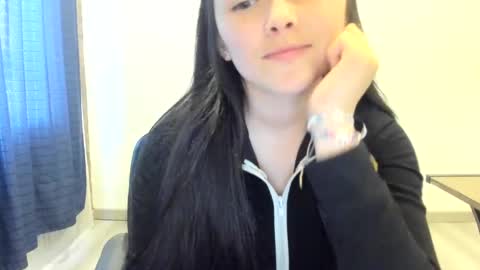 Snapshot of osiris_2546 chatting on 12/16/24, 08:16 Osiris online show from 12/16/24, 08:16