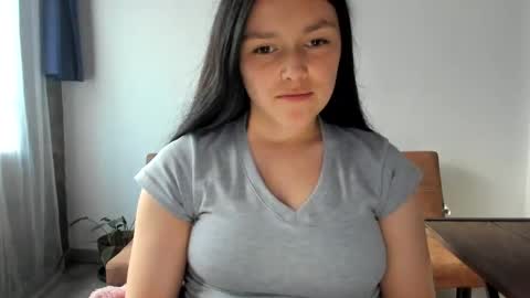 Snapshot of osiris_2546 chatting on 12/28/24, 10:02 Osiris online show from 12/28/24, 10:02