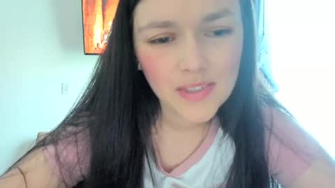 Snapshot of osiris_2546 chatting on 01/12/25, 08:57 Osiris online show from 01/12/25, 08:57