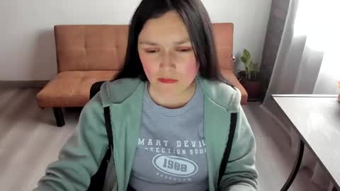 Snapshot of osiris_2546 chatting on 01/29/25, 08:04 Osiris online show from 01/29/25, 08:04