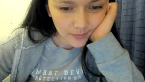 Snapshot of osiris_2546 chatting on 09/15/25, 06:24 Osiris online show from 09/15/25, 06:24