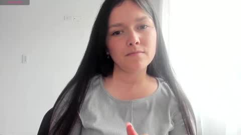 Snapshot of osiris_2546 chatting on 11/05/25, 09:04 Osiris online show from 11/05/25, 09:04