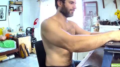 Snapshot of osito_blanco chatting on 02/11/26, 04:01 Osito Blanco online show from 02/11/26, 04:01